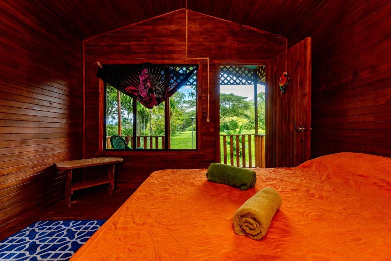 Oso De Osa Hotell Sierpe Exteriör bild