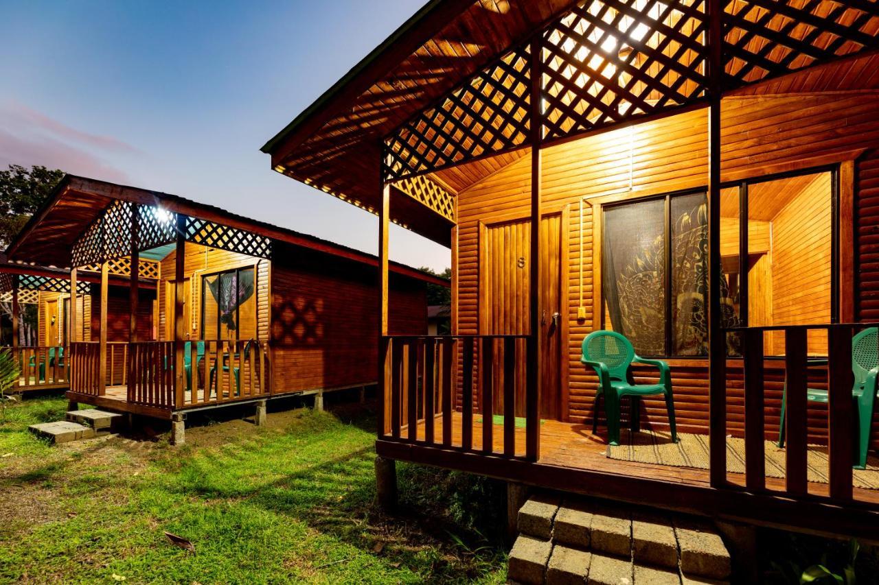 Oso De Osa Hotell Sierpe Exteriör bild