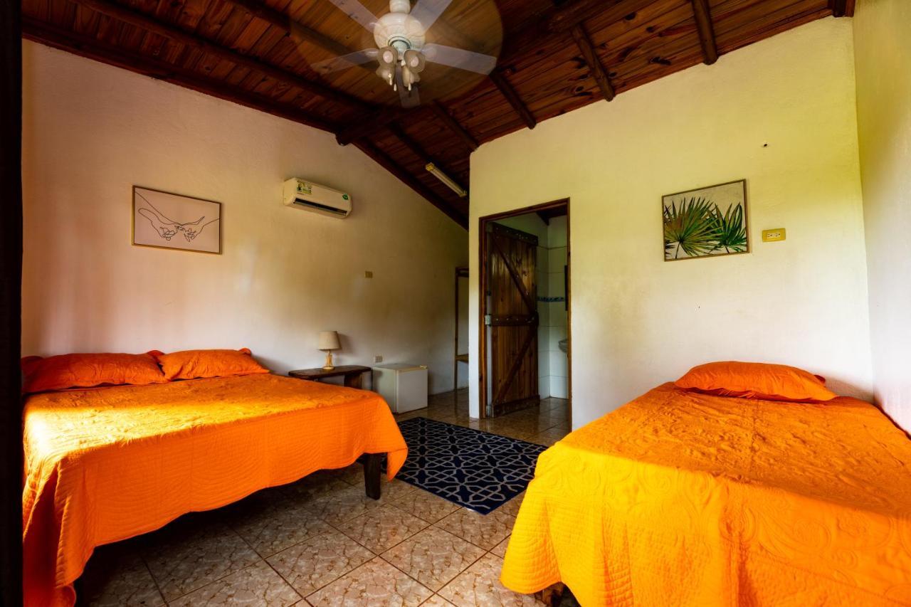 Oso De Osa Hotell Sierpe Exteriör bild